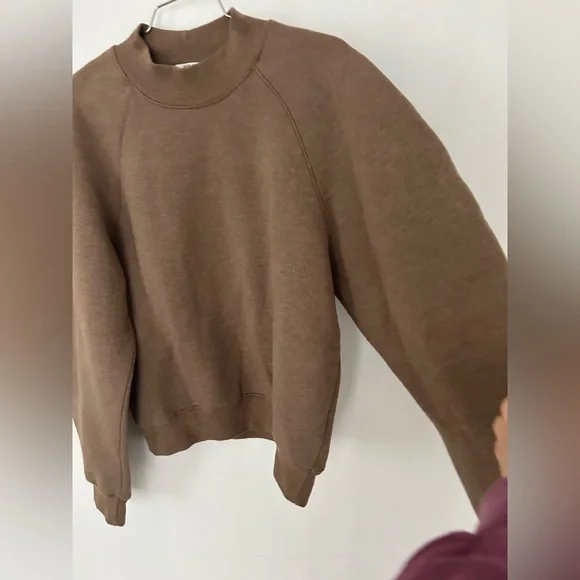 Agolde balloon sleeves Tarron Mock Neck Sweatshirt in Toffee Heather - Picture 4 of 8